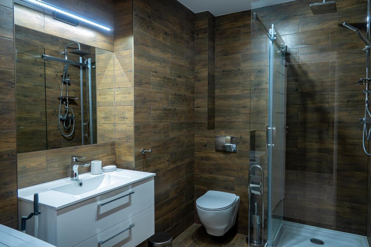 Апартаменты Apartament Przy Parku Z Duzym Tarasem ,Prywatny Parking Свиноуйсьце Экстерьер фото